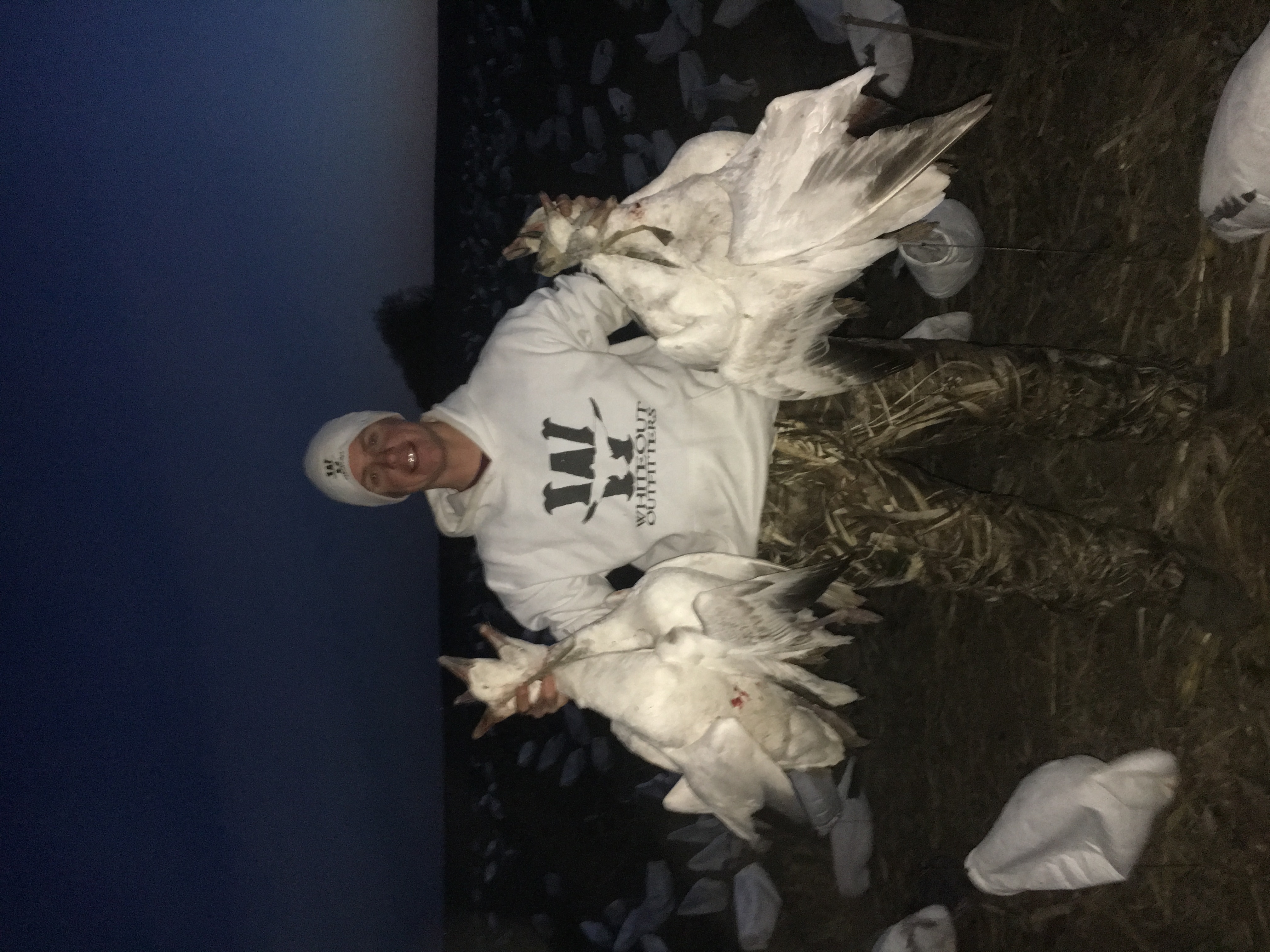 Whiteout Outfitters Spring Snow Goose Hunts kansas-snows5.jpg