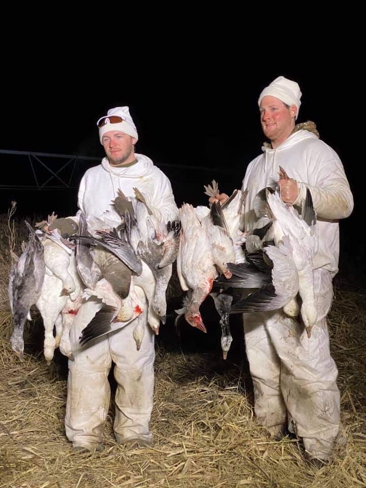 Whiteout Outfitters Spring Snow Goose Hunts IMG_2255.jpg