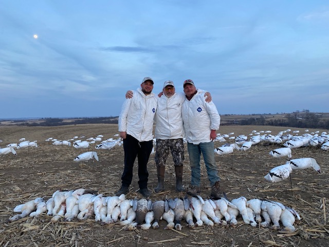 Spring Snow Goose Hunts Whiteout Outfitters 39