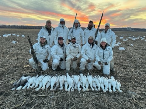 Whiteout Outfitters Spring Snow Goose Hunts spring-snow-goose-hunts-2025-03.jpg